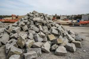 Enrochement en pierre : choisir et réaliser votre projet