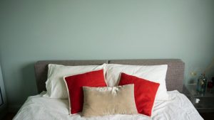 Peinture pour chambre : quelles couleurs privilégier pour créer une ambiance reposante ?
